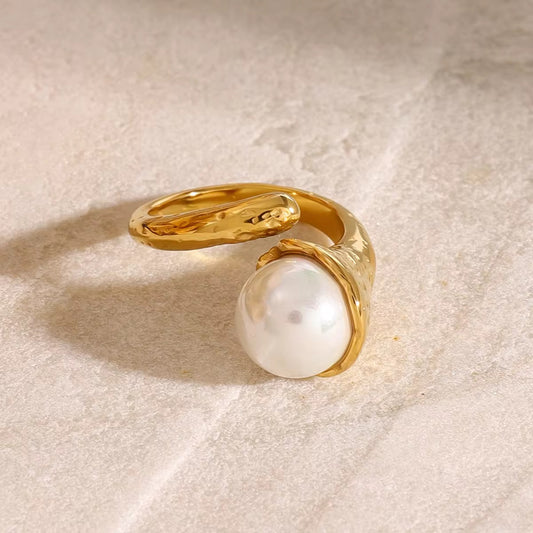 Stainless Steel Gold Plated Ring - Hammered Pearl