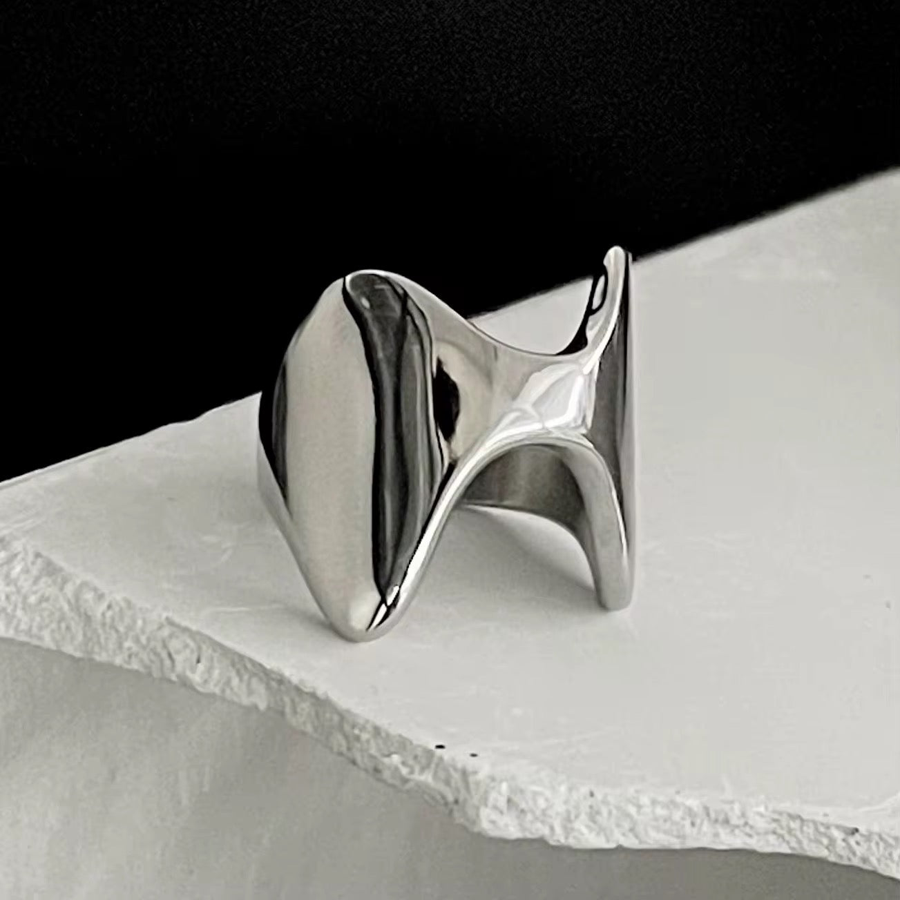 Silver Plated Stainless Steel Unisex Ring - Hydro