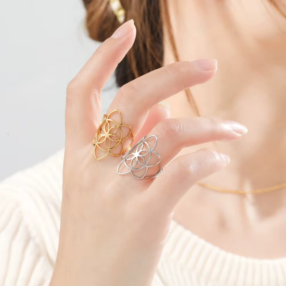 Gold Plated Stainless Steel Ring - Flower